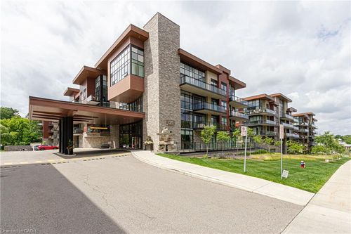 161-1575 Lakeshore Rd W, Mississauga, ON, L5J0B1 | Card Image