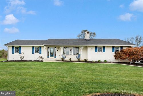 19845 Toms Rd, Boonsboro, MD, 21713-1737 | Card Image