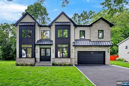 134 Morningside Rd, Paramus, NJ, 07652-1662 | Card Image
