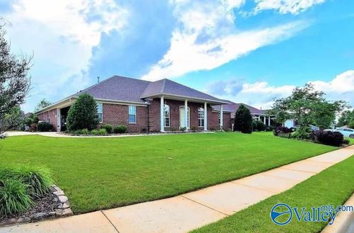110 Beerli Dr, Madison, AL, 35756-4031 | Card Image