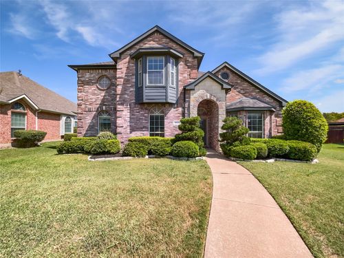 1621 Cattail Creek Dr, Desoto, TX, 75115-1718 | Card Image