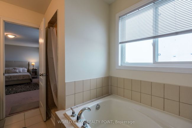 19 Partner Dr, House other with 4 bedrooms, 3 bathrooms and 2 parking in Courtice ON | Image 22