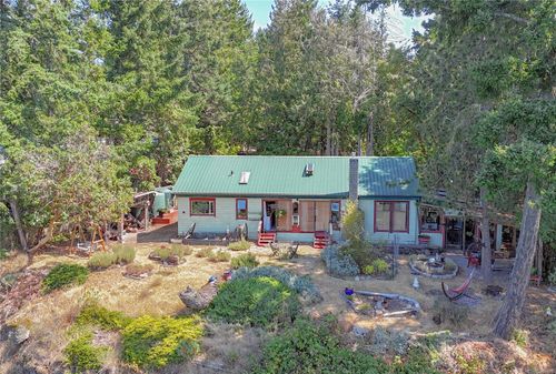 1025 Pat Burns Ave, Gabriola Island, BC, V0R1X2 | Card Image