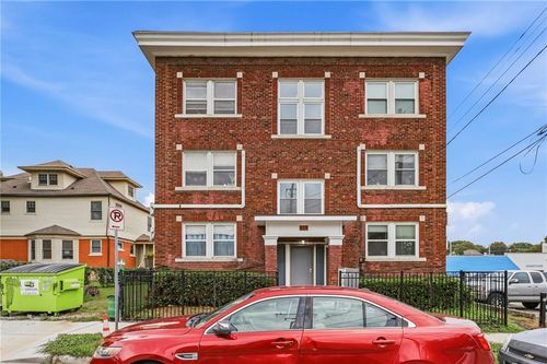 16 W 37th St, Kansas City, MO, 64111-2349 | Card Image
