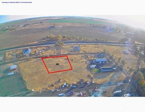 205 Sam Ave, George, WA, 98824 | Card Image