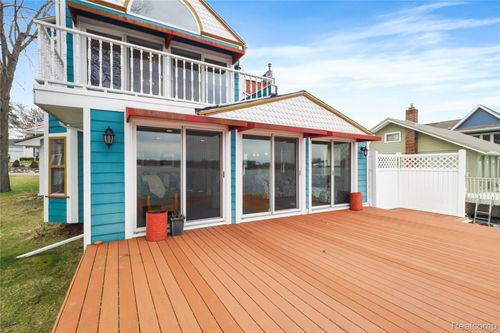 15195 Marl Dr, Linden, MI, 48451-9068 | Card Image