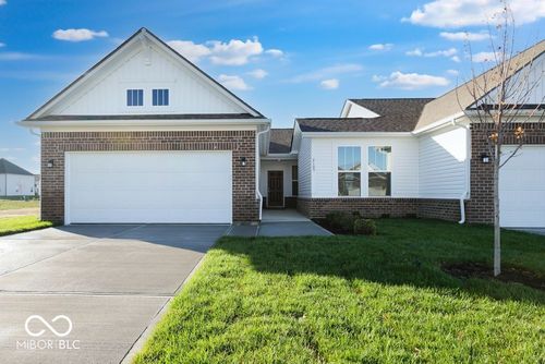 2105 Covey Dr, Danville, IN, 46122-8060 | Card Image