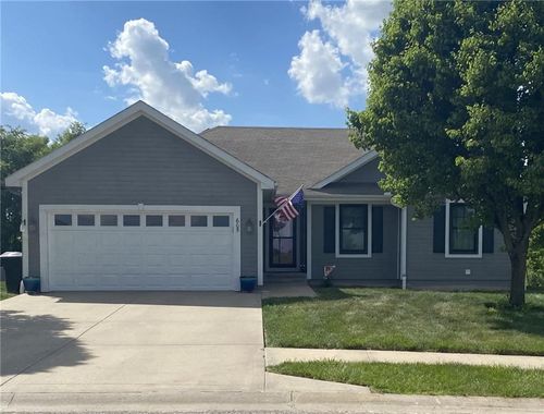 605 Eastridge Ave, Cameron, MO, 64429-7601 | Card Image