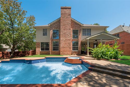 2525 Amber Ln, Flower Mound, TX, 75028-7577 | Card Image