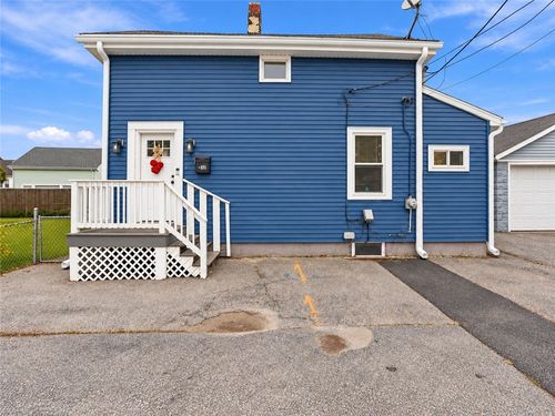 27 Cooper St, East Providence, RI, 02914-3407 | Card Image