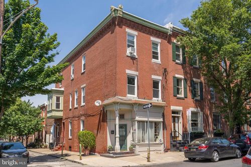 2427 Brown St, PHILADELPHIA, PA, 19130-1930 | Card Image