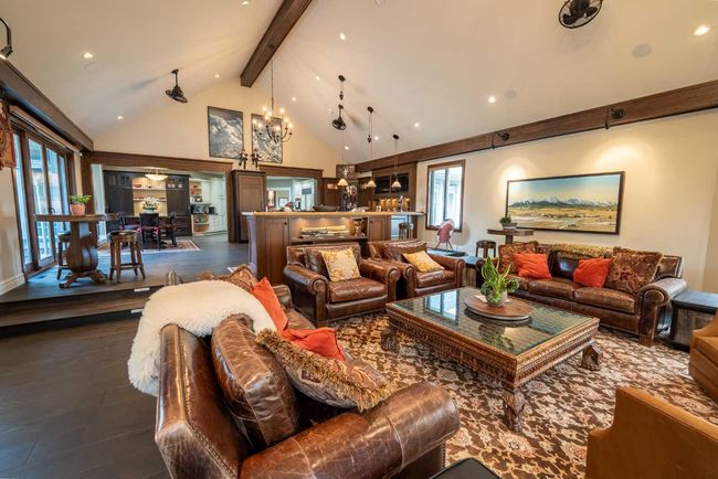 51 Country Lane Terr, House other with 5 bedrooms, 5 bathrooms and null parking in Calgary AB | Image 22
