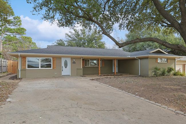 1016 Cavender Dr, House other with 4 bedrooms, 2 bathrooms and null parking in Hurst TX | Image 10