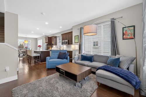 43-16228 16 Ave, Surrey, BC, V4A1S7 | Card Image