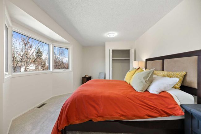 79 Wood Crescent Sw, Home with 5 bedrooms, 2 bathrooms and 4 parking in Calgary AB | Image 30