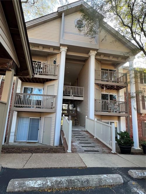 l-708 L Ridgeside Drive, Ballwin, MO, 63021 | Card Image