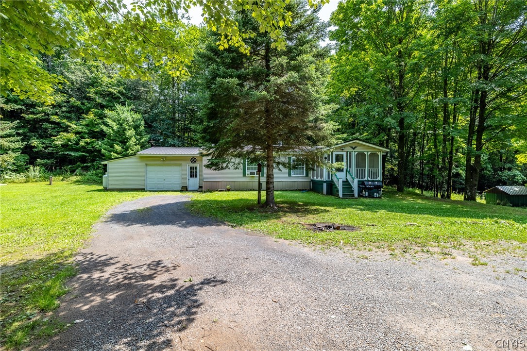 Howd Rd, Camden, NY 13316