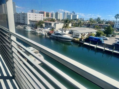 aptg405-3750 Ne 169 St, North Miami Beach, FL, 33160 | Card Image