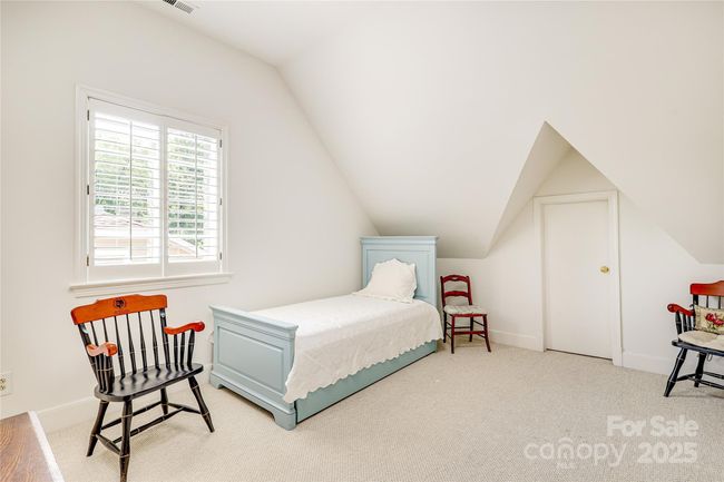 1021 Isleworth Ave, House other with 4 bedrooms, 4 bathrooms and null parking in Charlotte NC | Image 28