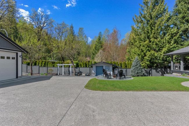 7158 Marble Hill Road, House other with 4 bedrooms, 2 bathrooms and 14 parking in Chilliwack BC | Image 5