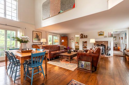 5851 South Rd, South Woodstock, VT, 05071-4735 | Card Image