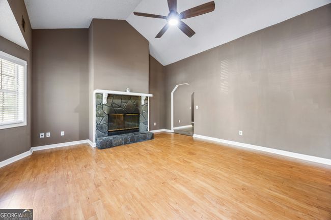 1620 Summit Rdg, House other with 3 bedrooms, 2 bathrooms and null parking in Auburn GA | Image 4