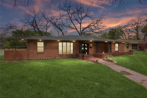 2133 Ebbtide Ln, Dallas, TX, 75224-4119 | Card Image