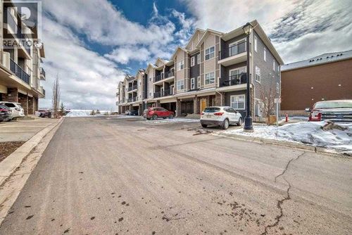 250 Fireside View, Cochrane, AB, T4C2M2 | Card Image