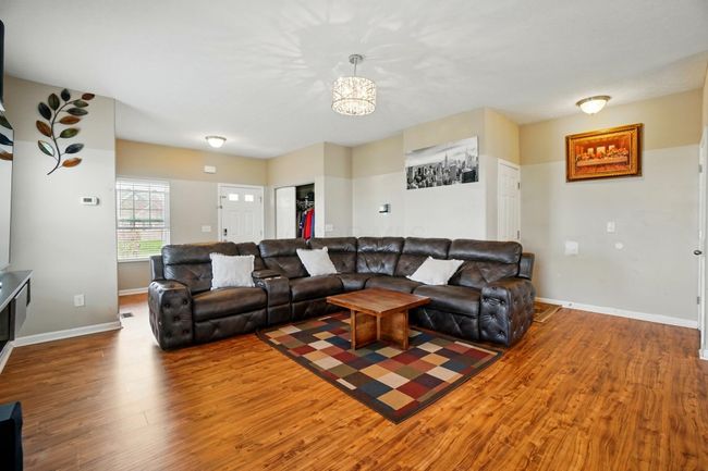 1224 Foor Blvd, House other with 4 bedrooms, 3 bathrooms and null parking in Pataskala OH | Image 7