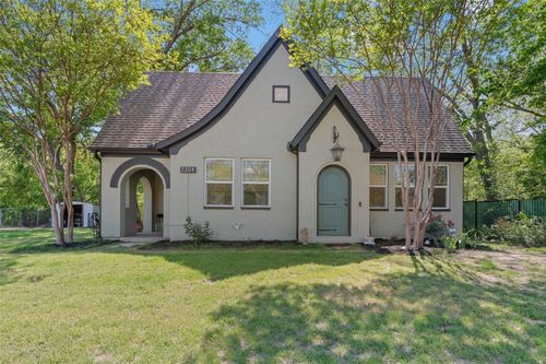 2204 Burning Tree Ln, Denton, TX, 76209-1411 | Card Image