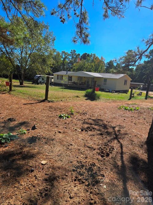 1718 Measmer St, Kannapolis, NC, 28081-9242 | Card Image