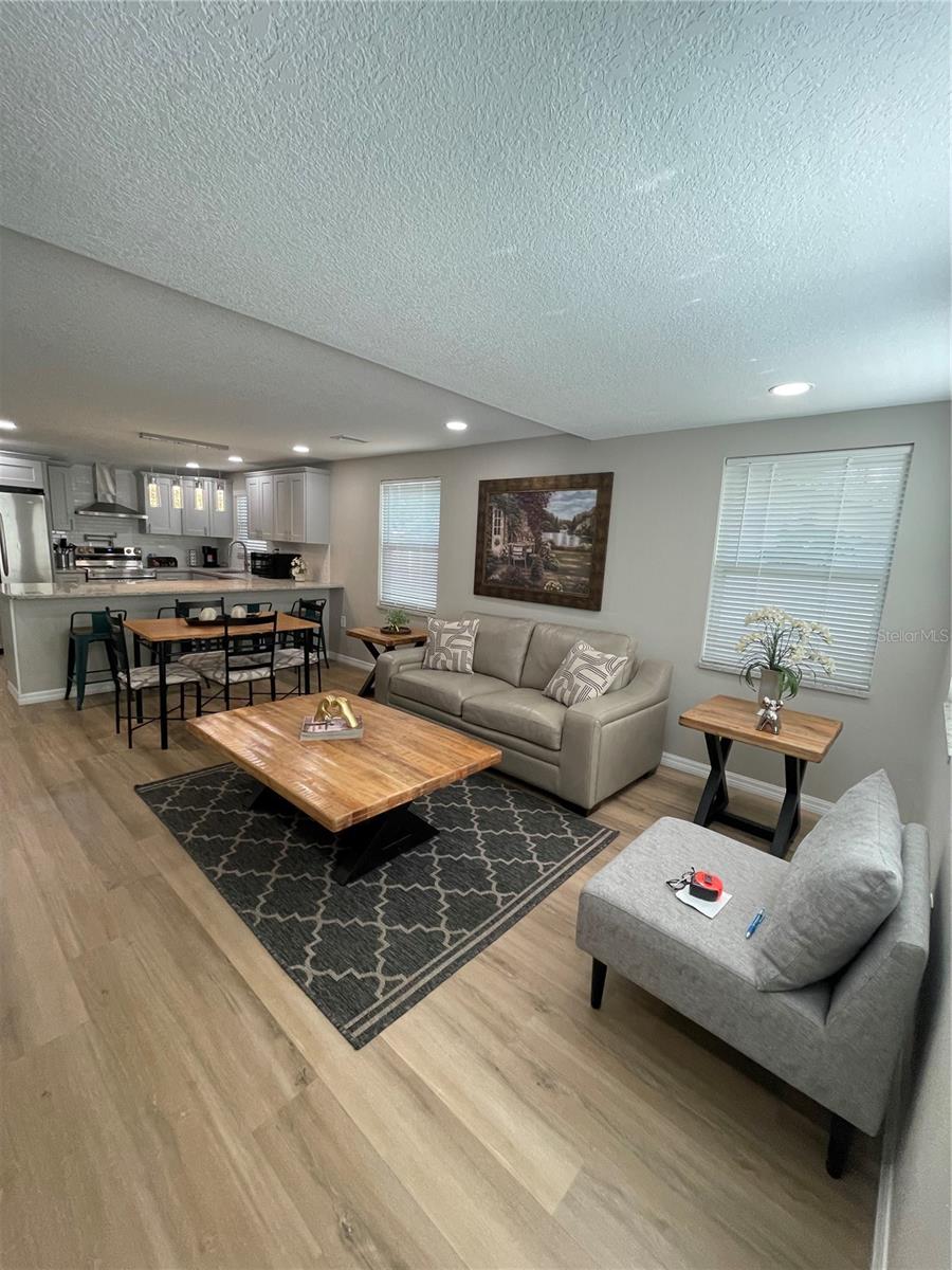 Residential in ZEPHYRHILLS 3