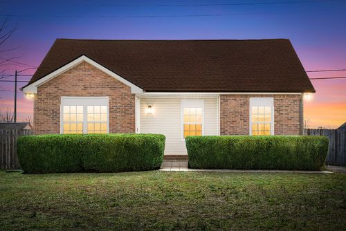 262 Moncrest Dr, Clarksville, TN, 37042-5262 | Card Image