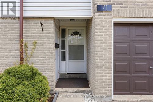 71-2440 Bromsgrove Rd, Mississauga, ON, L5J4J7 | Card Image
