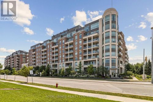 706-2480 Prince Michael Dr, Oakville, ON, L6H0H1 | Card Image