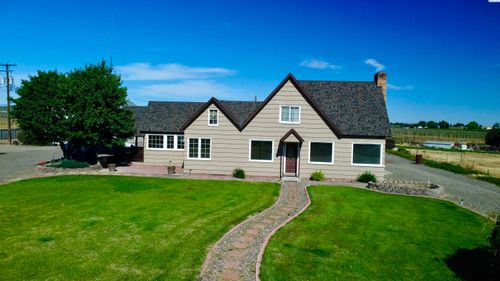 481 Woodall Rd., Grandview, WA, 98930 | Card Image