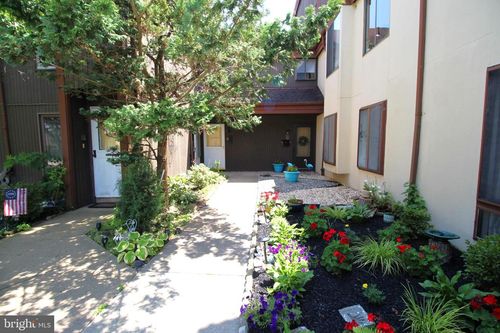 145-5009 S Convent Ln, PHILADELPHIA, PA, 19114-3146 | Card Image