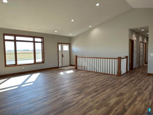418 W 5th St Street, Freeman, SD, 57029 | Card Image