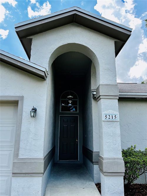 5215 Martinique Dr, LAKELAND, FL, 33812-5003 | Card Image