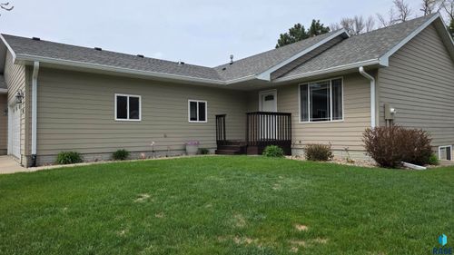 805 Jayme Cir Circle, Sioux Falls, SD, 57106 | Card Image
