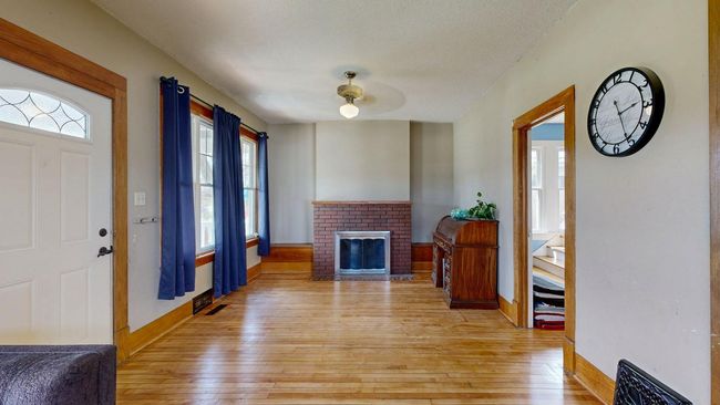 Living Room | Image 8