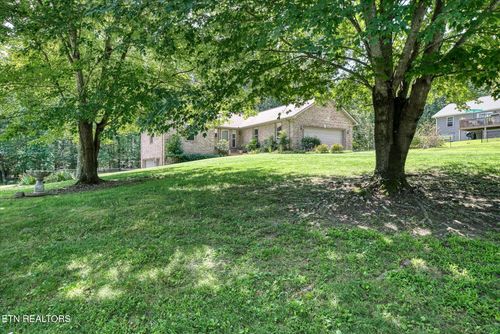 3100 Opalochee Dr, Crossville, TN, 38572-5114 | Card Image