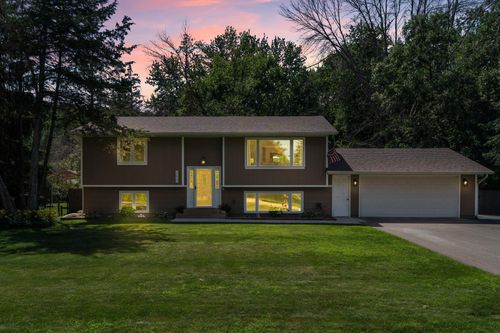 350 Quality Ave N, Lakeland, MN, 55043-9595 | Card Image