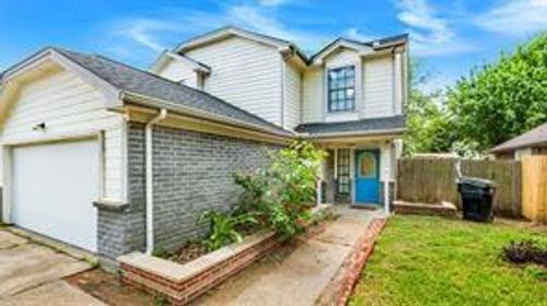 5203 E Pagewick Dr, Houston, TX, 77041-7852 | Card Image