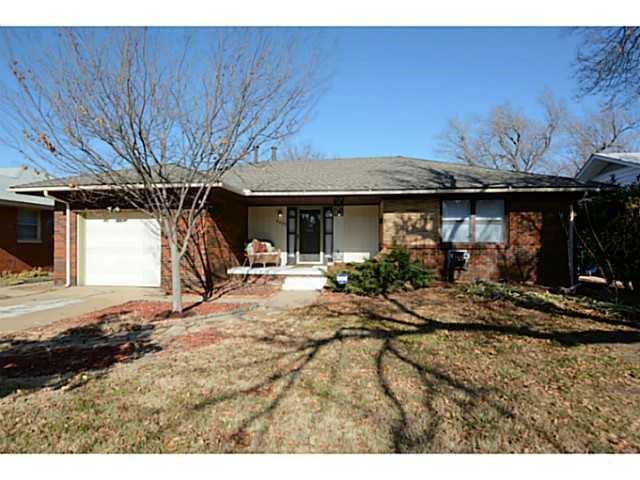 Lakeside Dr, Oklahoma City, OK 73120