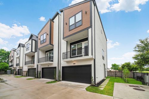 i-4013 Griggs Rd, Houston, TX, 77021-1447 | Card Image