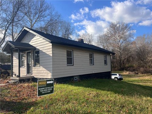 1747 Galilee Rd, Wampum, PA, 16157-6001 | Card Image