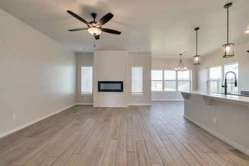 409 Carlow Way, Yukon, OK, 73099 | Card Image