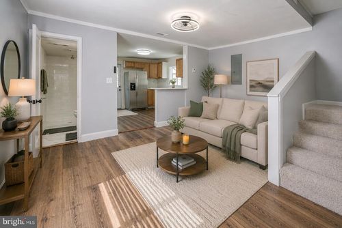 500 Robbins St, CAMBRIDGE, MD, 21613-2736 | Card Image