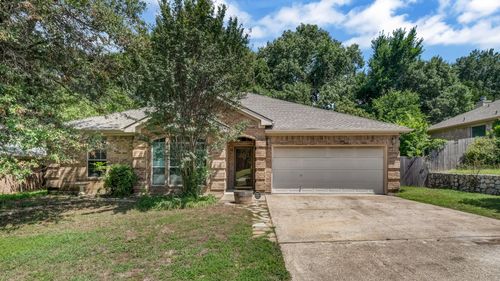 2205 Country Brook Dr, Weatherford, TX, 76087-8601 | Card Image